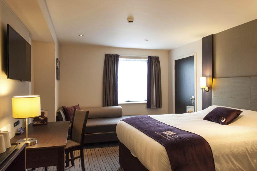 Premier Inn London Greenford 外观 照片