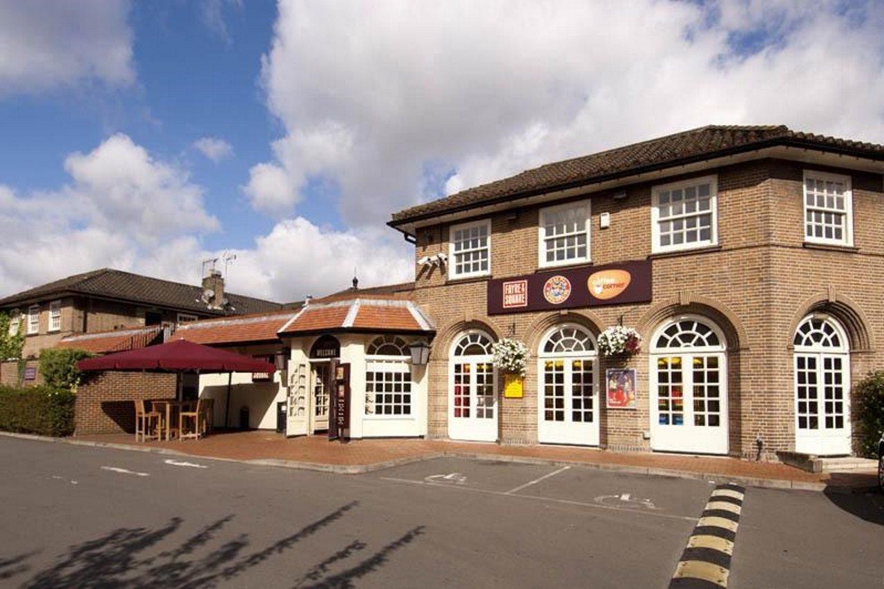 Premier Inn London Greenford 外观 照片